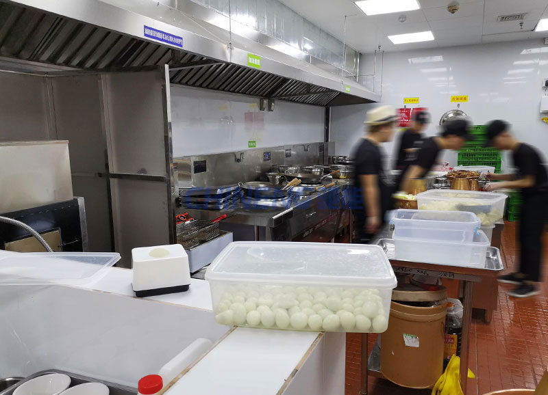 老佛爺銅爐蛙鍋廚房烹飪區(qū)設備