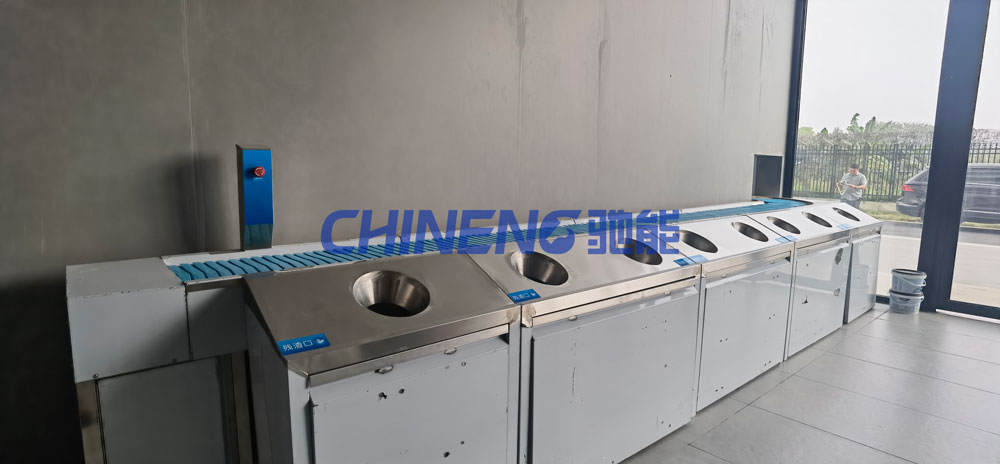 佛山美巢灣科技公司食堂廚房餐具回收區