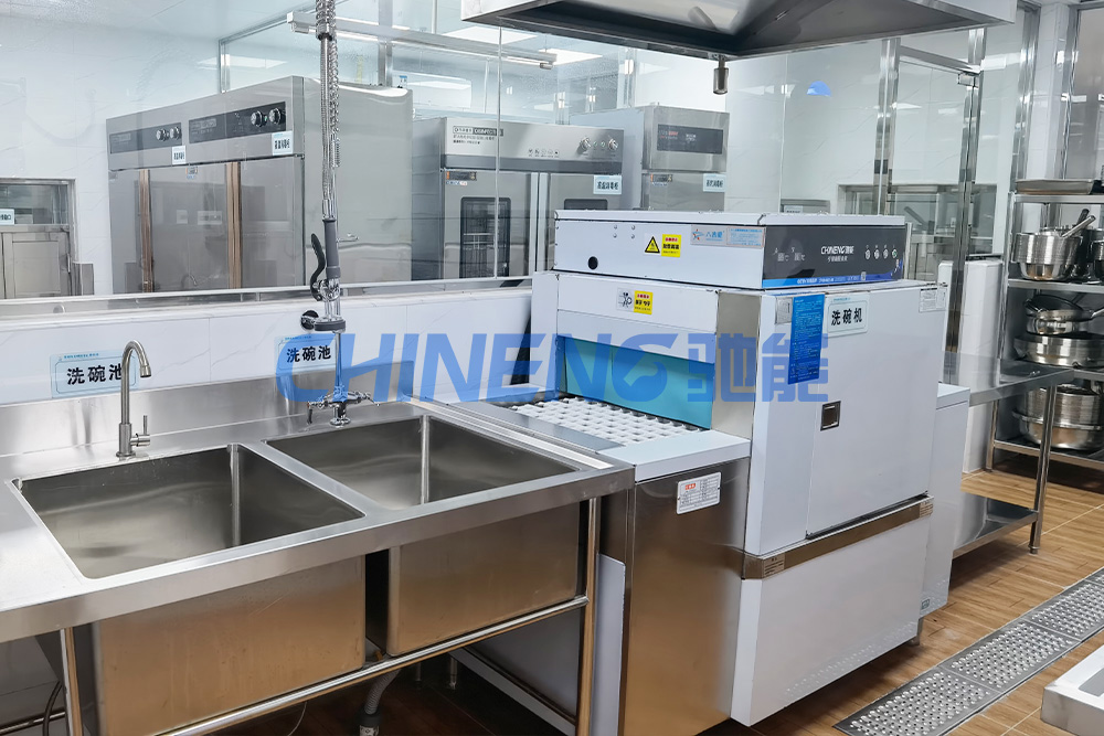 深圳光明璽云幼兒園A級(jí)食堂廚房洗消間